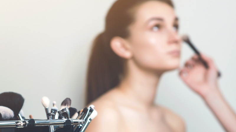 Experiencia estudiar maquillaje y caracterización